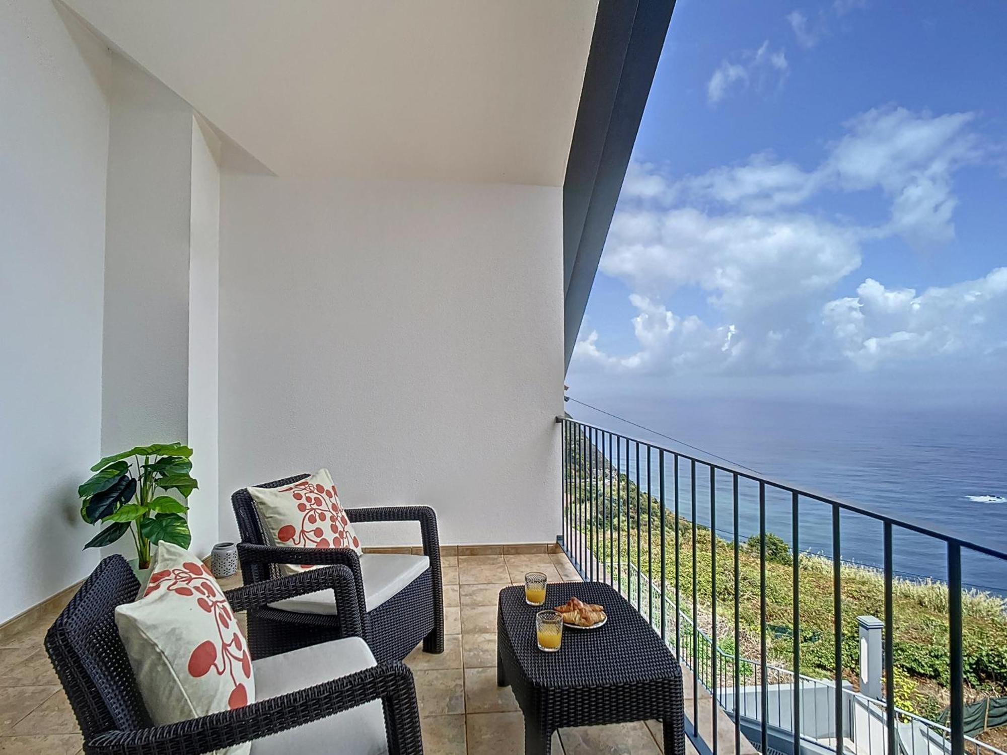 Vinhaticos Villa By Atlantic Holiday Порту-Мониш Экстерьер фото