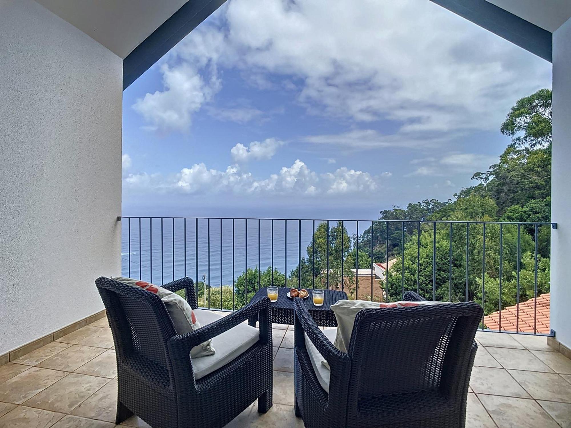 Vinhaticos Villa By Atlantic Holiday Порту-Мониш Экстерьер фото